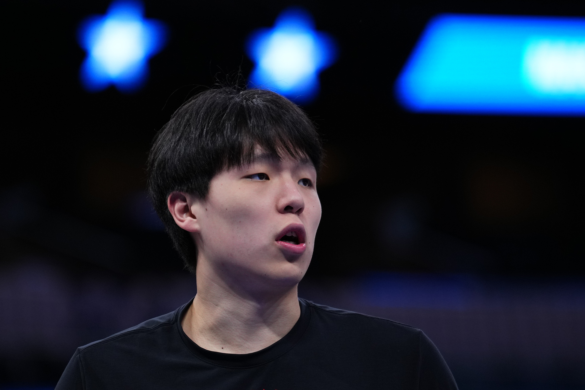 蜂鸟电竞APP-杨瀚森11+12+3+2 混音113-118不敌勇士